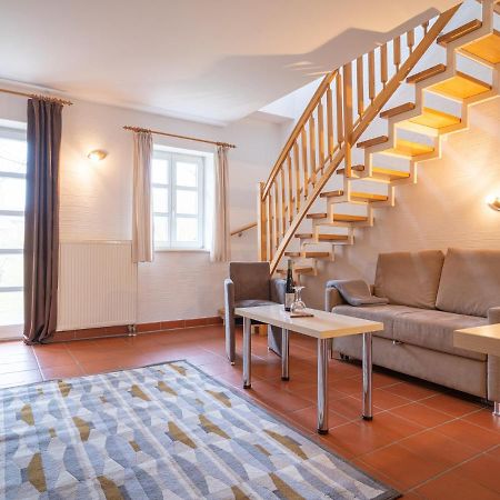 Feriendorf Rugana - Budget Appartement Mit 2 Schlafzimmern Und Terrasse A26 Dranske Exterior photo
